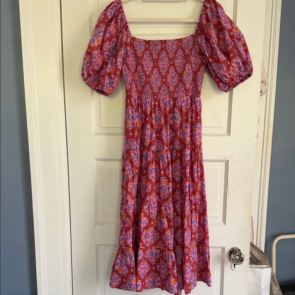 Pink Floral Puff-Sleeve Midi Dress